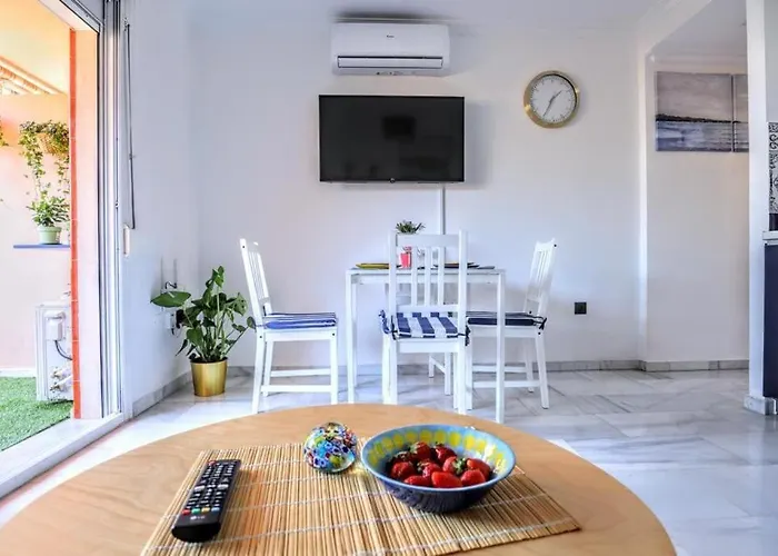 Blue Marine - Parking, Pool, Ac, Wifi Фуэнхирола