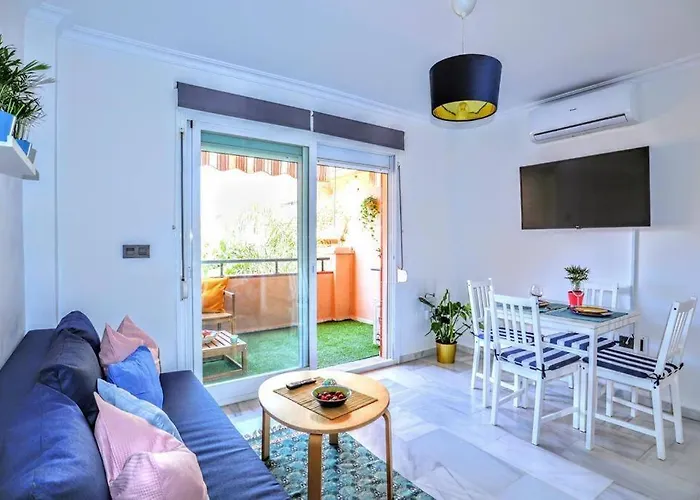 Blue Marine - Parking, Pool, Ac, Wifi Фуэнхирола