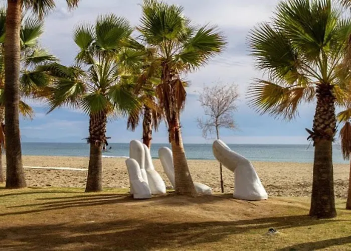 Blue Marine - Parking, Pool, Ac, Wifi *