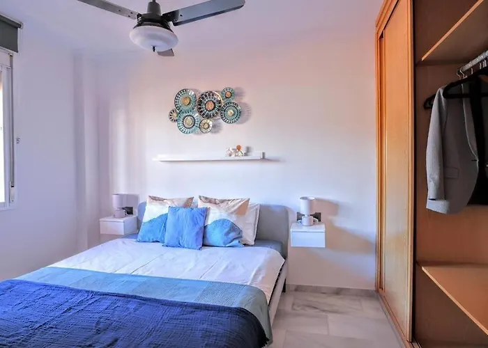 Blue Marine - Parking, Pool, Ac, Wifi 公寓